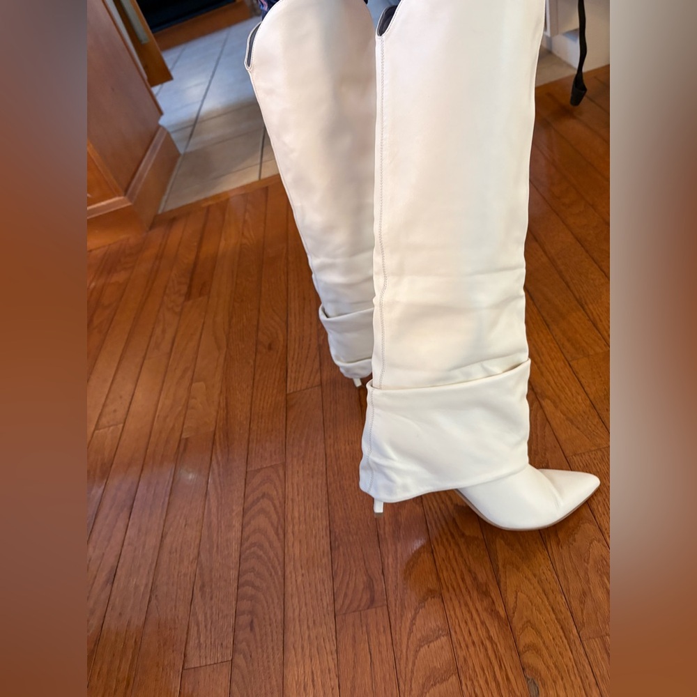 Marc fisher - Nairine Knee High Boot - White - Size 8 - Picture 5 of 6
